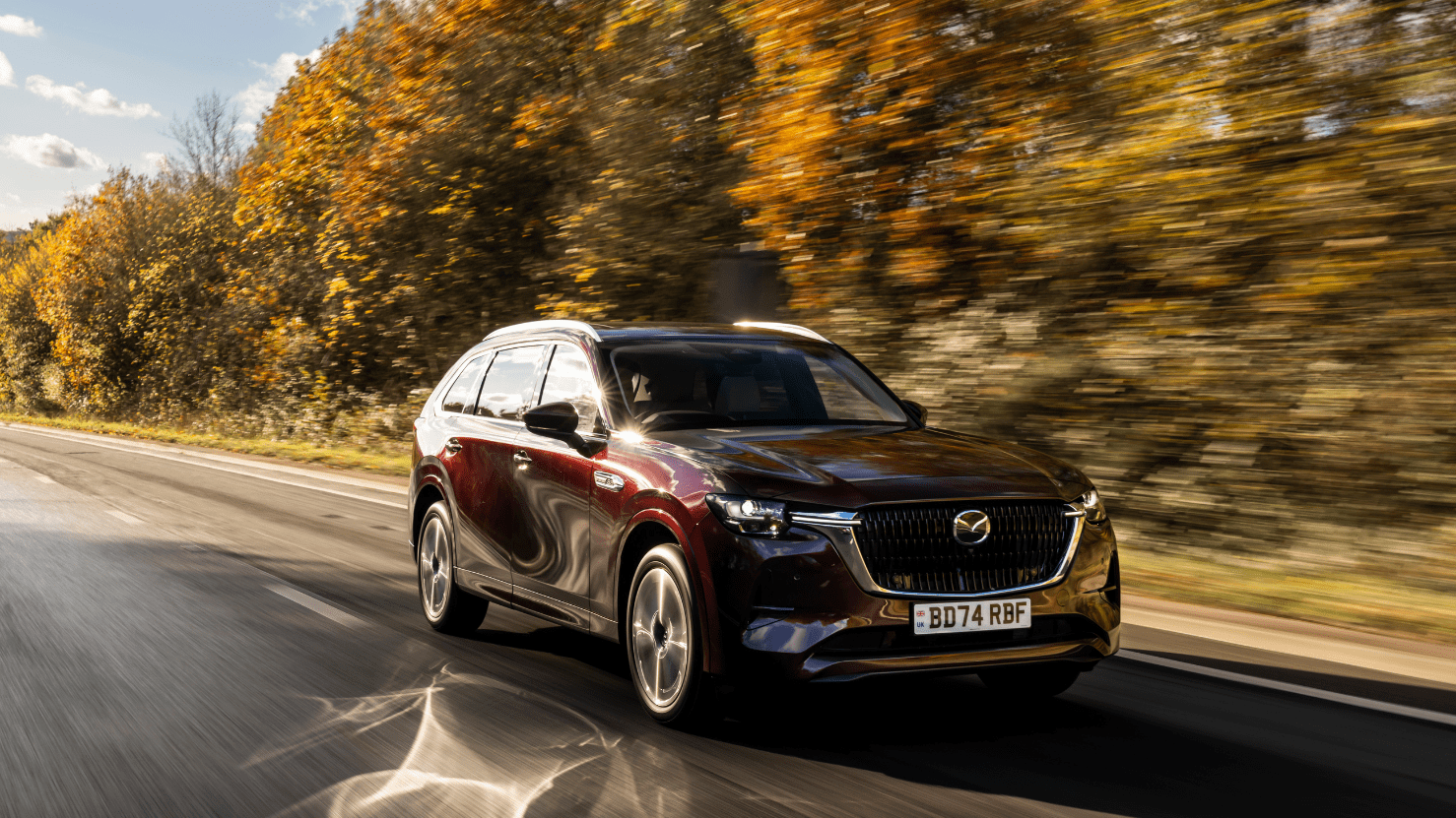 Muscular and eﬀortless on the open road or in urban life